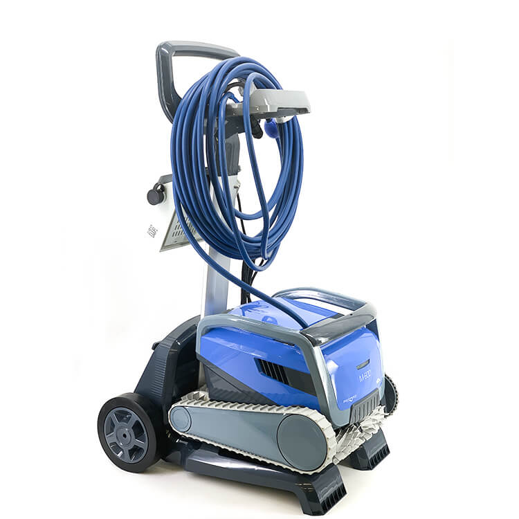 Dolphin M600 Robot Pool Cleaner