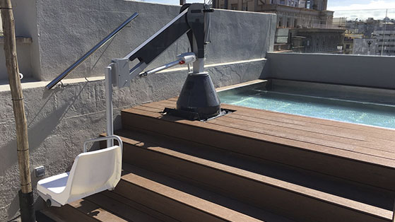 Elevador de batería para piscina METALU 3000