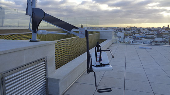 Elevador de batería para piscina Metalu 3200 - Sin Base