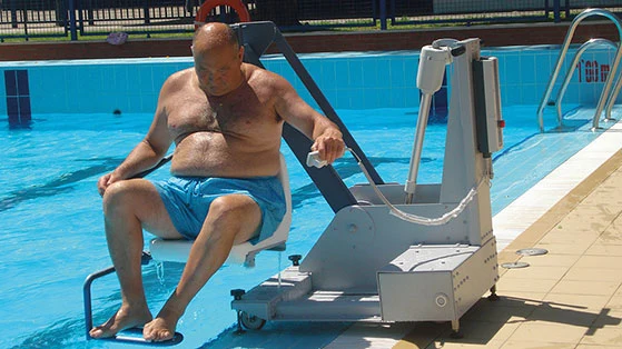 Elevador de batería portátil para piscina METALU 400