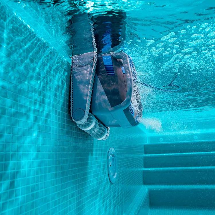 Dolphin M700 robot nettoyeur de piscines