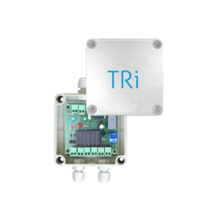 TRI-Modul für die gleichzeitige Steuerung von 3 Idegis-Geräten.